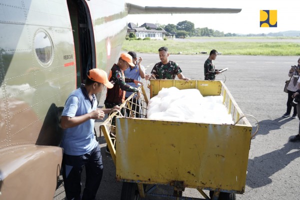 teknologi-modifikasi-cuaca-kementerian-pupr-tingkatkan-tampungan-air-pada-43-bendungan-di-pulau-jawa-8-7-24 TMC_1