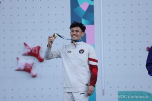 2989Veddriq-Leonardo-Berhasil-Persembahkam-Medali-Emas-Pertama-Indonesia-di-Olimpiade-2024-Paris