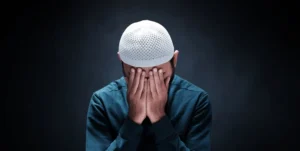 Pray-Dua-Cry-Salah-Supplication-Emotional-Shutterstock-e1662946230874