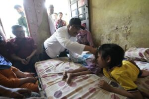 Mensos Temui Keluarga Miliki Empat Anak Penyandang Disabilitas