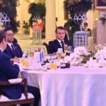 Bantahan Minuman Beralkohol di Istana