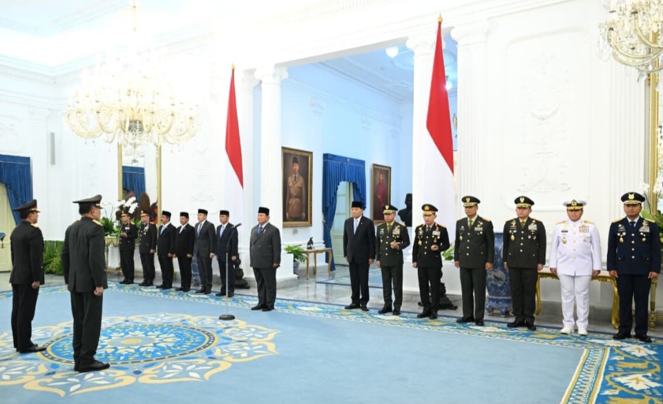 Prabowo Berikan Pangkat Istimewa pada Purnawirawan TNI dan Polri