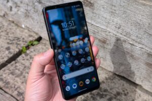Sony-Xperia-1-VII-review-in-hand-front