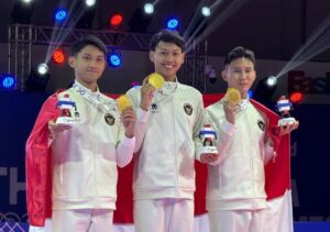 2072menpora-erick-ucapkan-selamat-atas-raihan-emas-pertama-tim-taekwondo-di-ajang-sea-games-2025-thailand