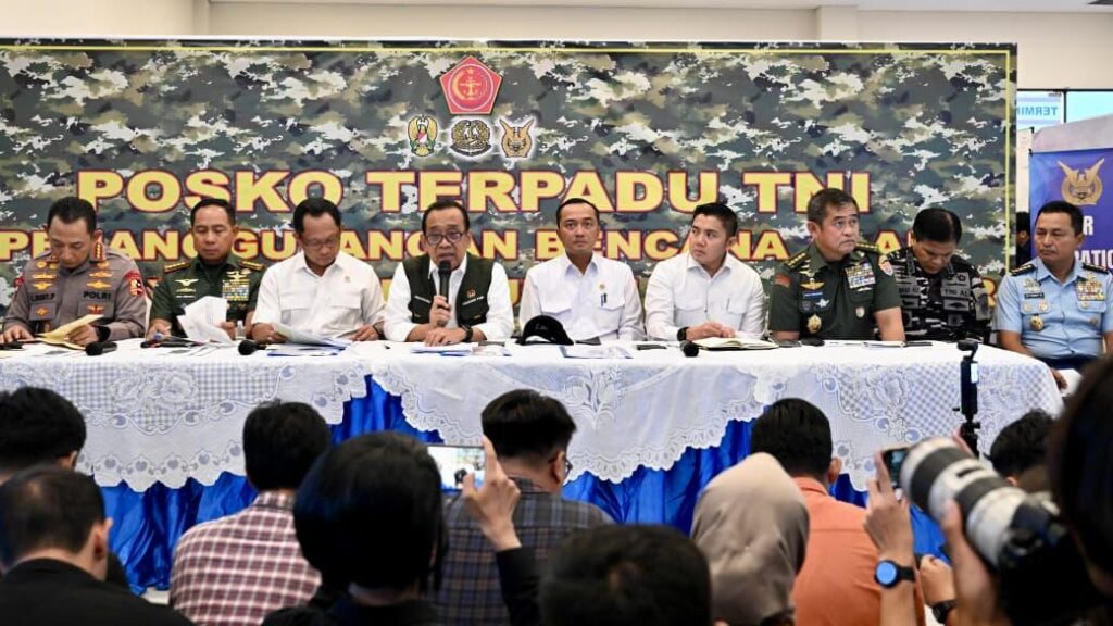 4924WhatsApp_Image_2025-12-03_at_4.41.03_PM